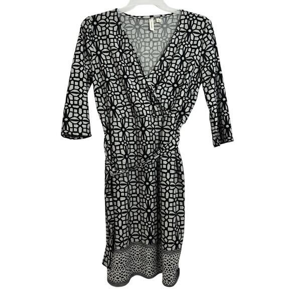 Tacera Womens Geometric Gray Black V Neck Belted Dress size Large - Picture 1 of 7